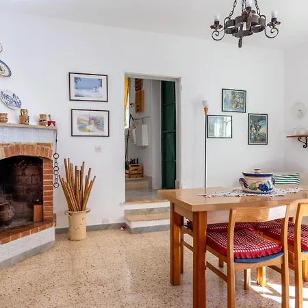 Holiday home Trullo Nunuccio