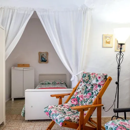 Trullo Nunuccio * Ceglie Messapica